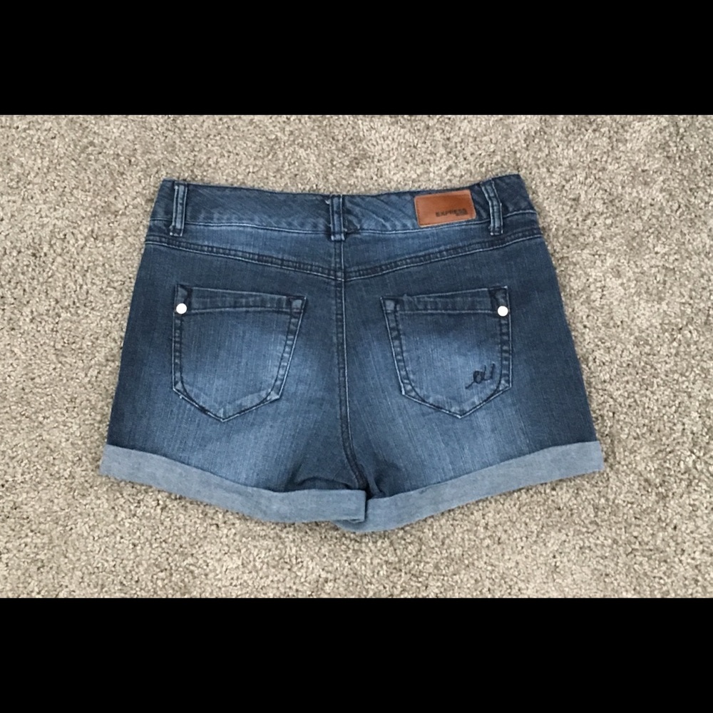 *SOLD* Lot of 3 Size 2 Shorts - Picture 7 of 7